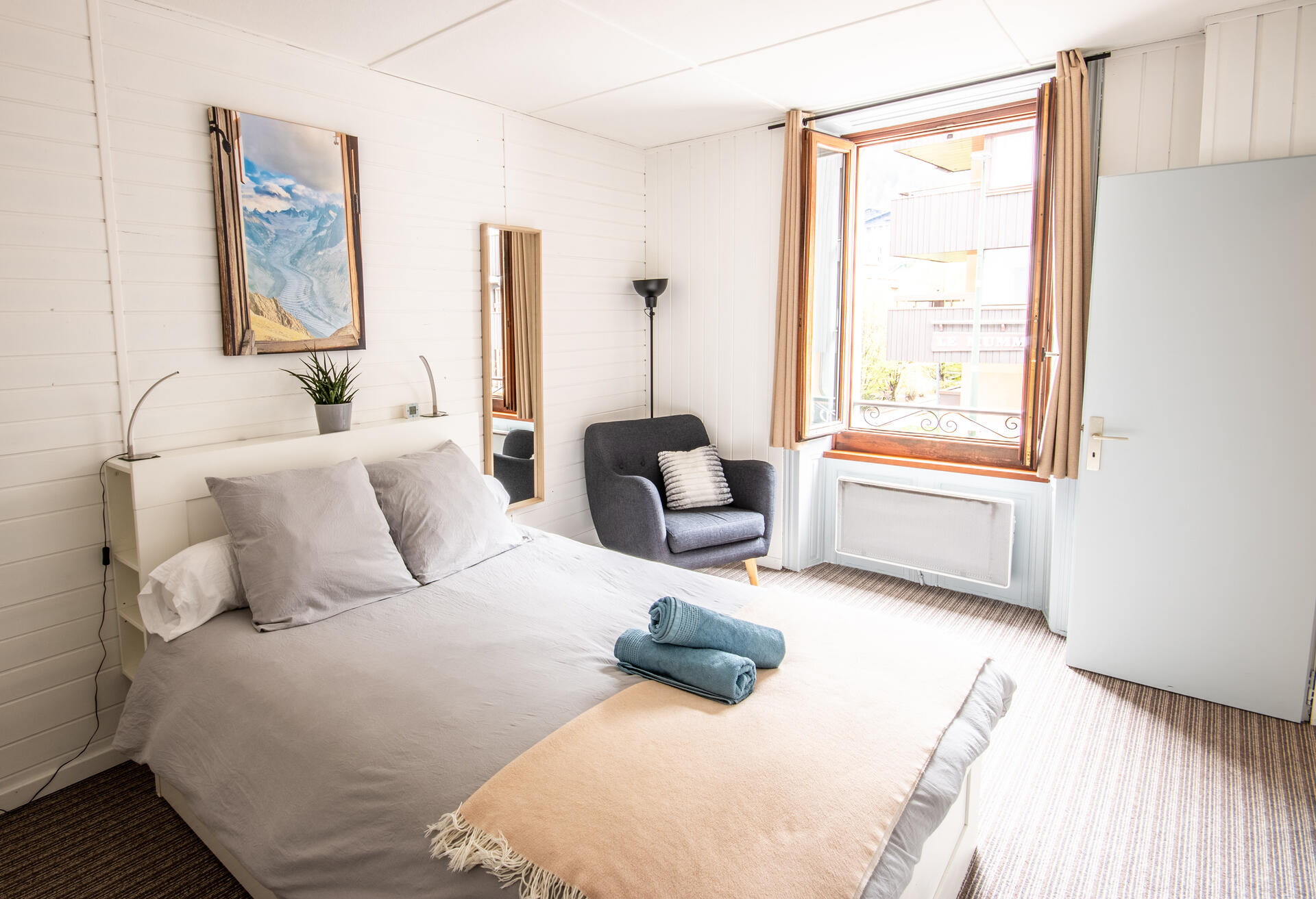 Large Bright Bedroom